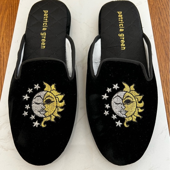 Patricia green black slippers with sun and moon. 8.5. Like new - Picture 1 of 3